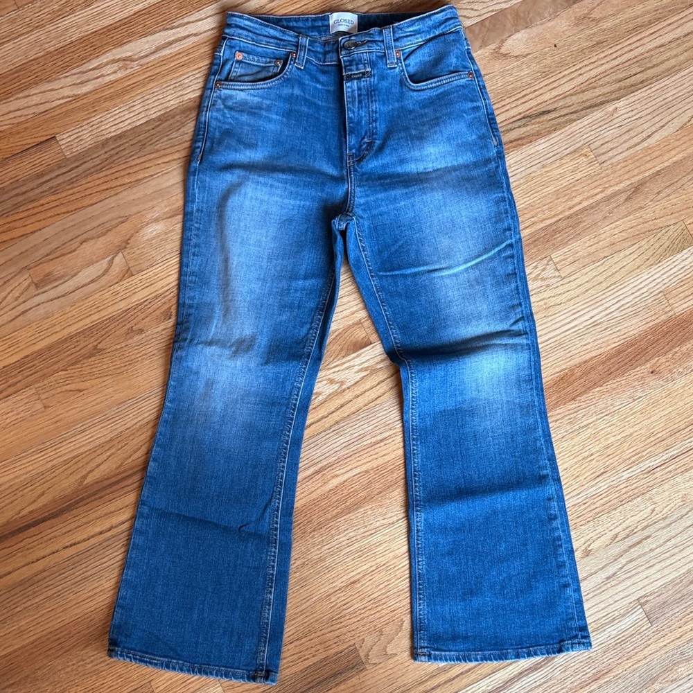 Closed 26x25 Women's Flare Jeans in Deep Blue